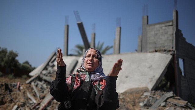 İsrail'den Gazze'ye hava saldırısı: 2 ölü