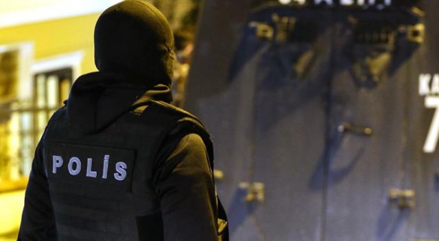 İstanbul&#039;da Narkotim ekiplerinden okul çevresinde denetim