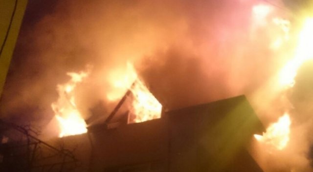 İznik’te ev yangını korkuttu İznik’te ev yangını korkuttu