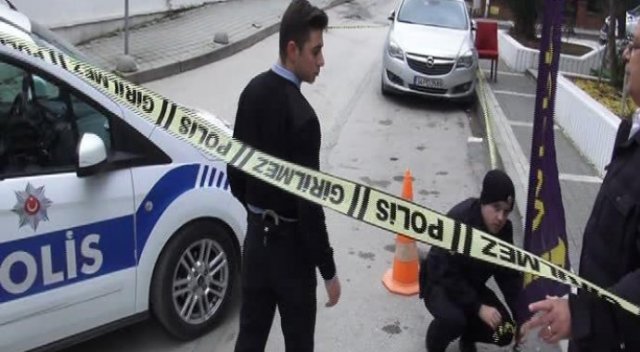 Kadıköy'de silahlı çatışma! Yaralılar var Kadıköy'de silahlı çatışma! Yaralılar var
