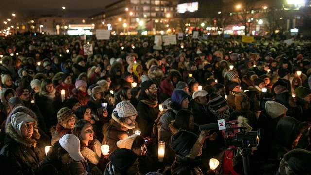 Kanada’da binlerce kişi 'İslamofobi'yi protesto etti Kanada’da binlerce kişi 'İslamofobi'yi protesto etti