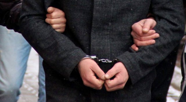 Kayseri’de 13 akademisyen FETÖ’den tutuklandı Kayseri’de 13 akademisyen FETÖ’den tutuklandı
