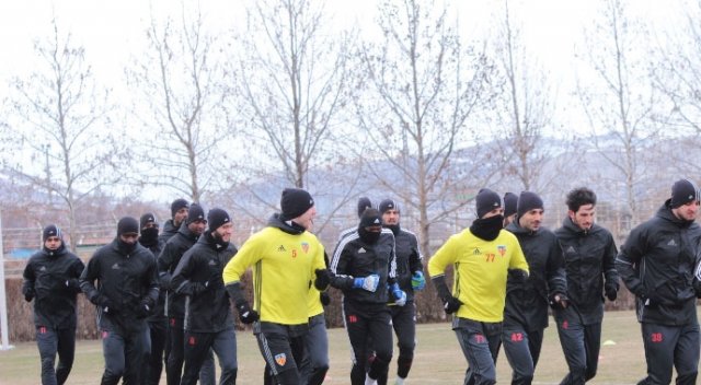Kayserispor’da tek hedef ligde kalmak