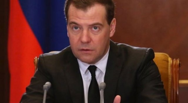 Medvedev'den bakanlığa Türkiye talimatı Medvedev'den bakanlığa Türkiye talimatı