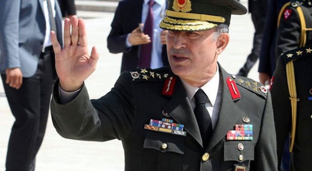 Orgeneral Hulusi Akar Suriye sınırında Orgeneral Hulusi Akar Suriye sınırında