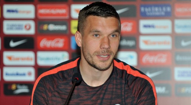 Podolski'nin yeni adresi belli oldu Podolski'nin yeni adresi belli oldu