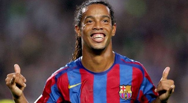Ronaldinho Barcelona'da Ronaldinho Barcelona'da