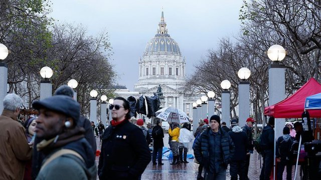 San Francisco Trump&#039;a dava açtı