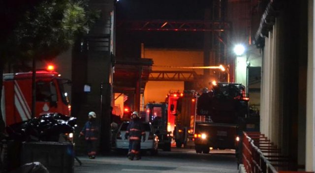 Silivri'de fabrika yangını Silivri'de fabrika yangını