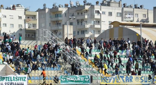 Tarsus İdman Yurdu - 12 Bingölspor maçında olay