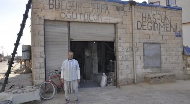 Taş değirmenin geliriyle 7 çocuğunu üniversitede okuttu Taş değirmenin geliriyle 7 çocuğunu üniversitede okuttu