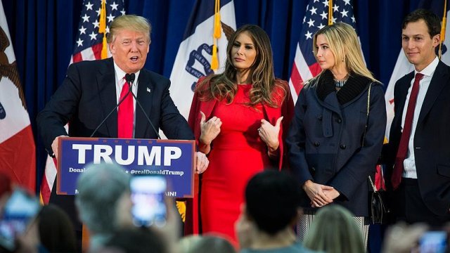 Trump, kızı Ivanka'nın ürünlerini satmayacak şirketi hedef aldı