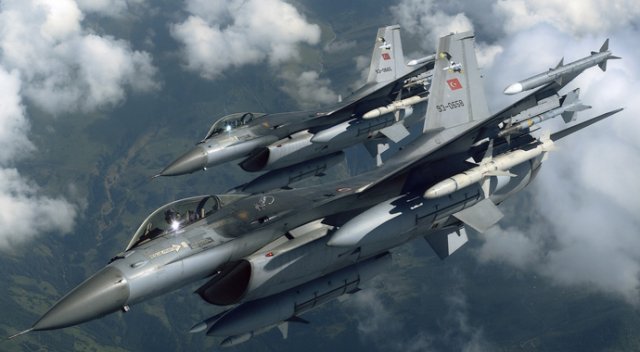 TSK: 329 DEAŞ hedefi vuruldu, 51 terörist öldürüldü TSK: 329 DEAŞ hedefi vuruldu, 51 terörist öldürüldü