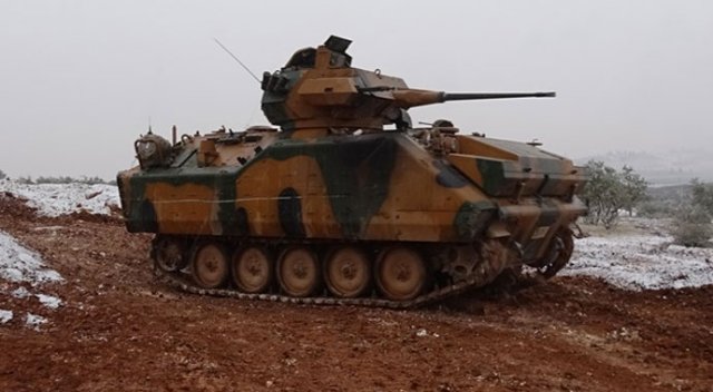 TSK: El Bab'da stratejik tepeler ele geçirildi TSK: El Bab'da stratejik tepeler ele geçirildi