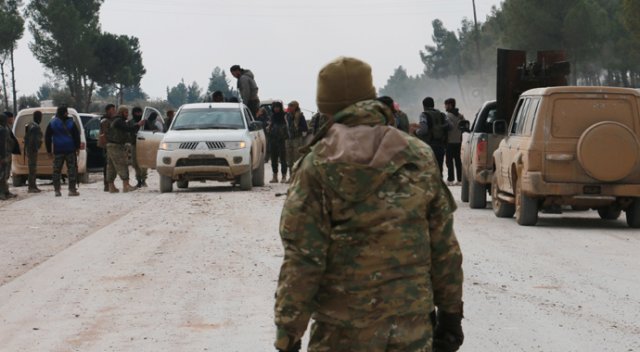Türk askeri DEAŞ'tan alınan köyde Türk askeri DEAŞ'tan alınan köyde