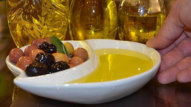 Türk zeytini ve zeytinyağı Rusya'da tanıtıldı Türk zeytini ve zeytinyağı Rusya'da tanıtıldı