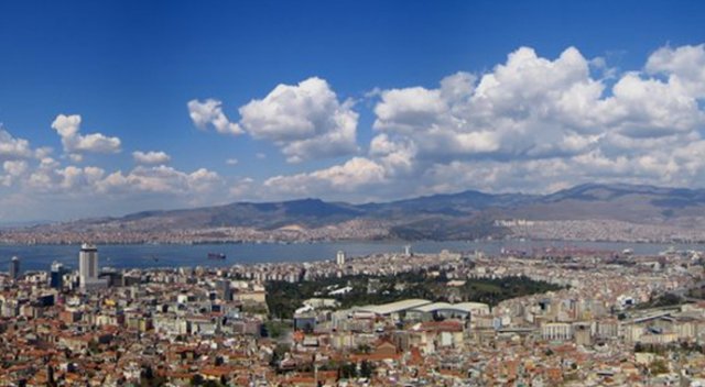 Ulaştırma Bakanı'nda İzmir'e müjde üstüne müjde! Ulaştırma Bakanı'nda İzmir'e müjde üstüne müjde!