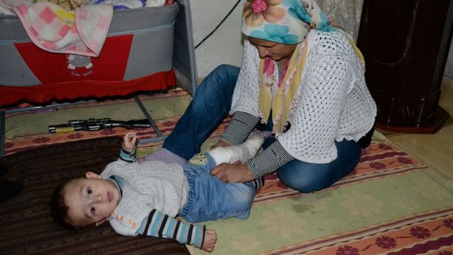 Yiğit bebeğe Bakan Albayrak sahip çıktı
