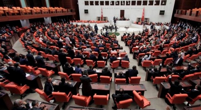Zorunlu sağlık primi 53 liraya düşüyor Zorunlu sağlık primi 53 liraya düşüyor