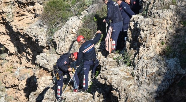 15 yaşındaki çocuk falezlerden düştü 15 yaşındaki çocuk falezlerden düştü