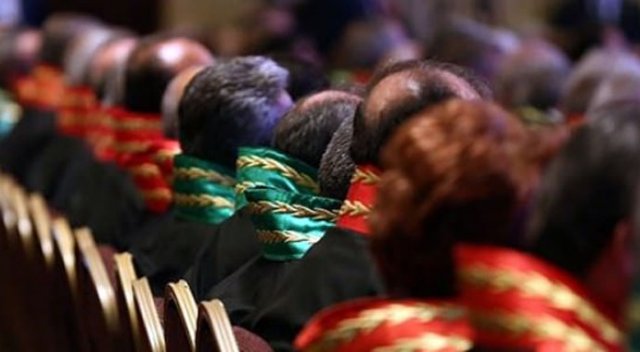 202 hakim ve savcı ihraç edildi (İhraç edilen hakim savcı tam listesi) 202 hakim ve savcı ihraç edildi (İhraç edilen hakim savcı tam listesi)