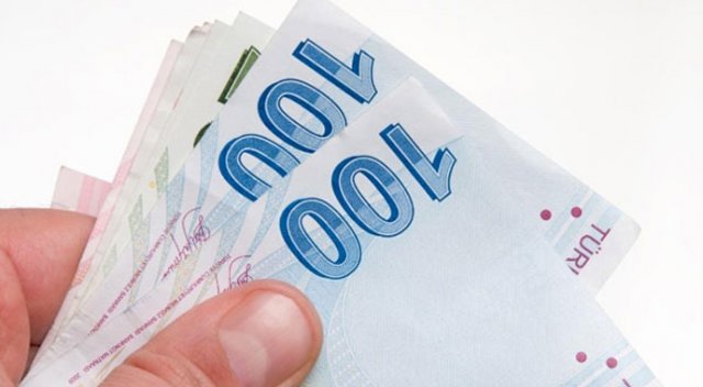 30 yıldan fazla çalışan emekli memurların ikramiyesi ödenmeye başlıyor