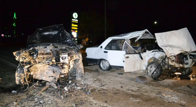 Aksaray'da trafik kazası: 10 yaralı Aksaray'da trafik kazası: 10 yaralı