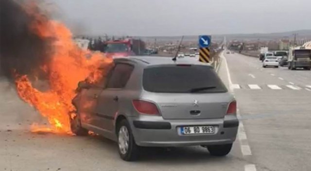 Alev alev yandı