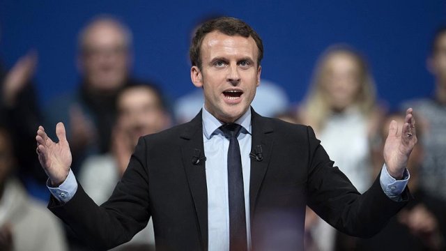 Anketlere göre Macron, Le Pen&#039;i geçti