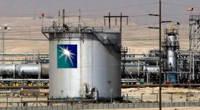 ARAMCO, Mısır&#039;a yakıt sevkiyatı başlattı