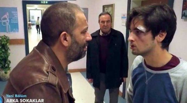 Arka Sokaklar'da Mesut'un oğlunu kaçırılıyor Arka Sokaklar'da Mesut'un oğlunu kaçırılıyor