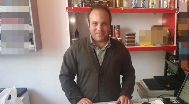 Babası bakandı, kendisi bakkal Babası bakandı, kendisi bakkal