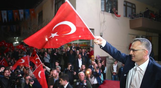 Bakan Ağbal'dan yeğenine ziyaret Bakan Ağbal'dan yeğenine ziyaret