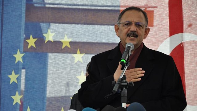 Bakan Özhaseki: Bu coğrafyada yaşamanın tek şartı var, güçlü olmak Bakan Özhaseki: Bu coğrafyada yaşamanın tek şartı var, güçlü olmak
