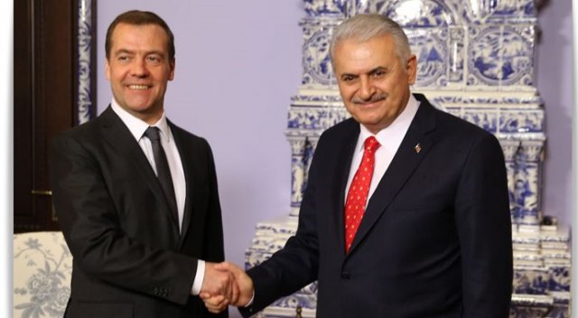 Başbakan Yıldırım, Medvedev ile görüştü