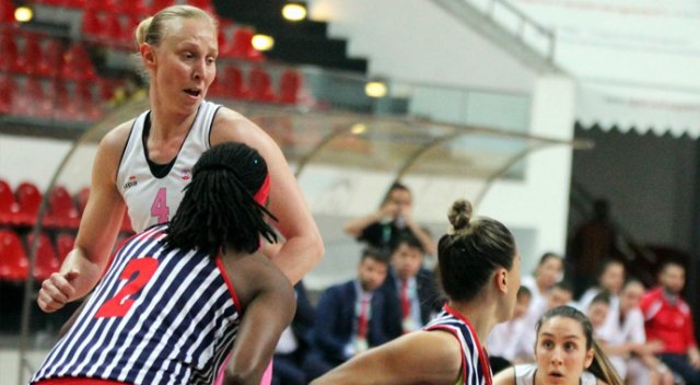 Bellona AGÜ farklı yendi Bellona AGÜ farklı yendi