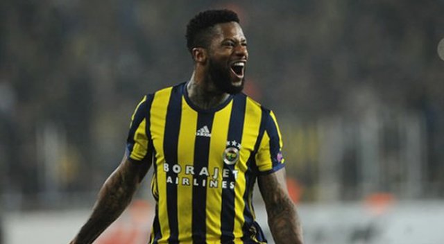 Beşiktaşlı yöneticiler, Lens-Tolgay takası için yetkililerle görüştü Beşiktaşlı yöneticiler, Lens-Tolgay takası için yetkililerle görüştü