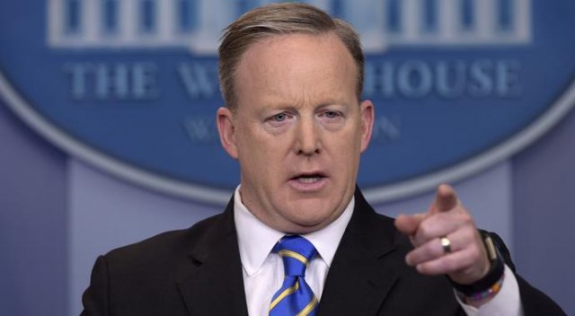 Beyaz Saray Sözcüsü Spicer'dan Rakka açıklaması Beyaz Saray Sözcüsü Spicer'dan Rakka açıklaması