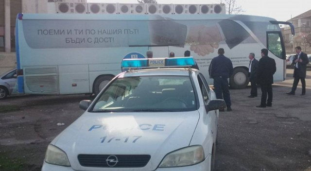 Bulgaristan’da Türk partisinin seçim otobüsüne saldırı