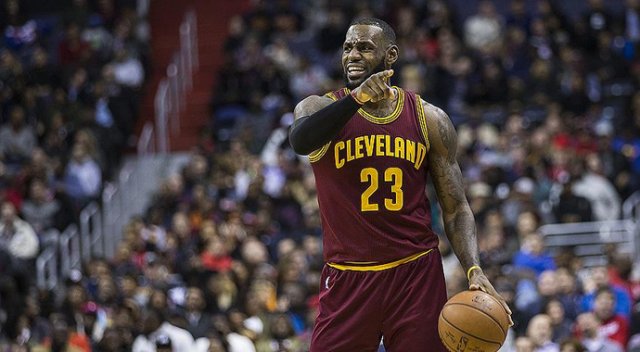 Cavaliers liderliği kaybetti