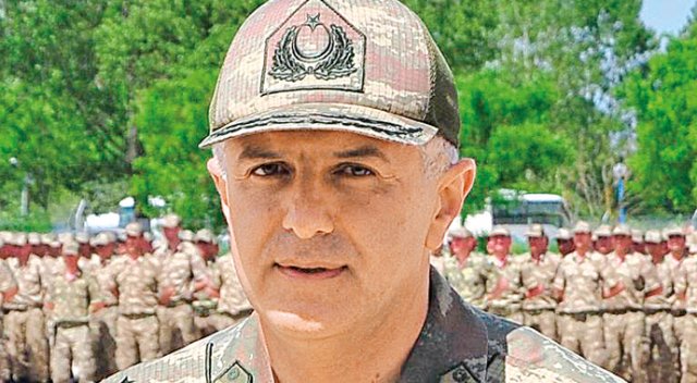 Cep telefonu çekmez diye telsiz getirmişler