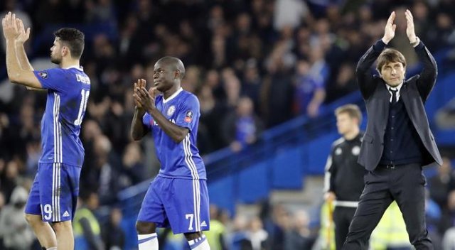 Chelsea, ManU&#039;yu tek golle geçti