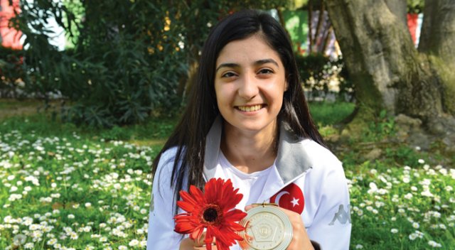 Çiçek Akyüz, Avrupa Şampiyonu oldu Çiçek Akyüz, Avrupa Şampiyonu oldu