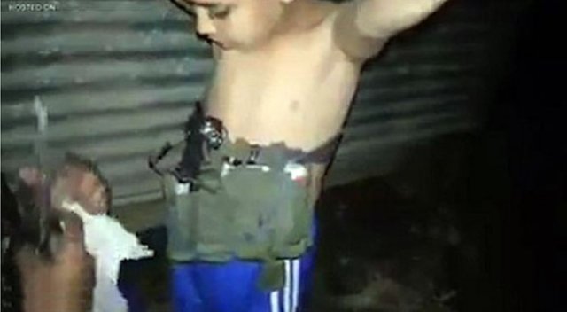 DEAŞ 7 yaşındaki çocuğa bomba giydirdi