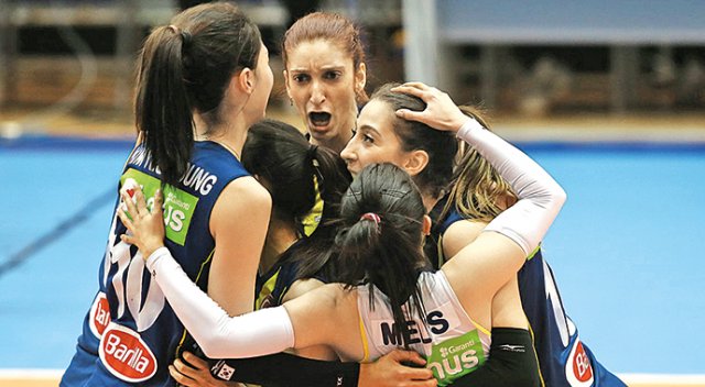 Derbide zafer Fener’in Derbide zafer Fener’in