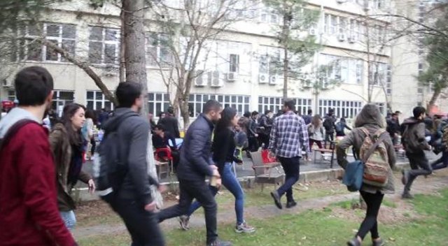 Dicle Üniversitesi'nde Nevruz gerginliği: 16 öğrenci gözaltında Dicle Üniversitesi'nde Nevruz gerginliği: 16 öğrenci gözaltında