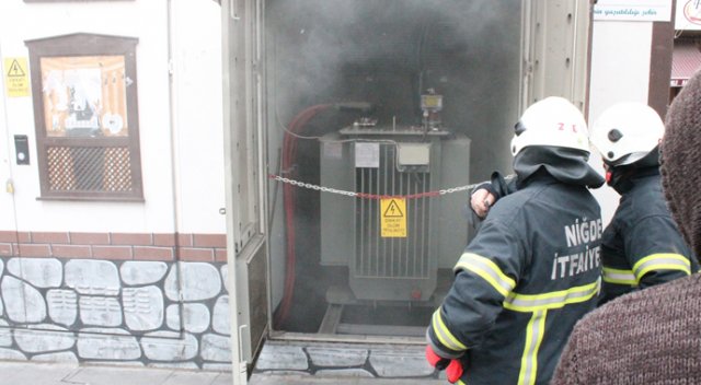 Elektrik trafosu patladı, panik yaşandı Elektrik trafosu patladı, panik yaşandı
