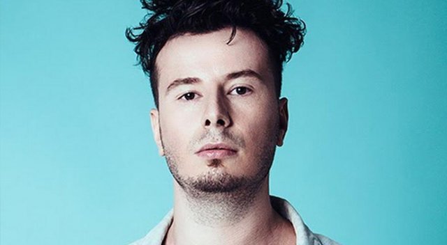 Emrah Karaduman'a bıçaklı saldırı Emrah Karaduman'a bıçaklı saldırı