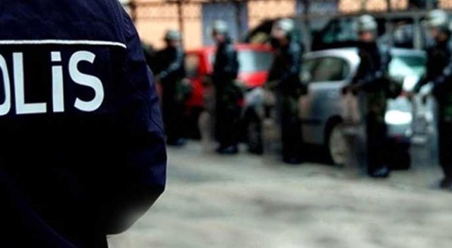 İstanbul'da giriş çıkışlar tutuldu İstanbul'da giriş çıkışlar tutuldu