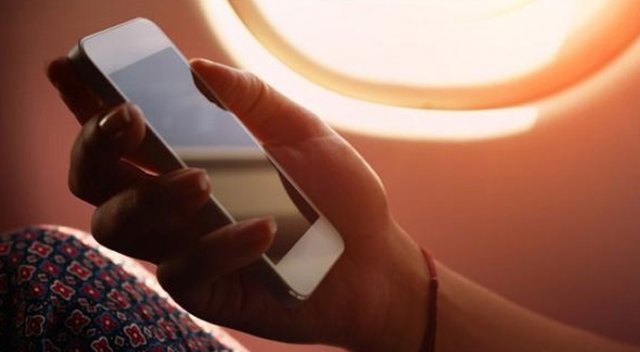 İstanbul'da yarı fiyatına cep telefonu